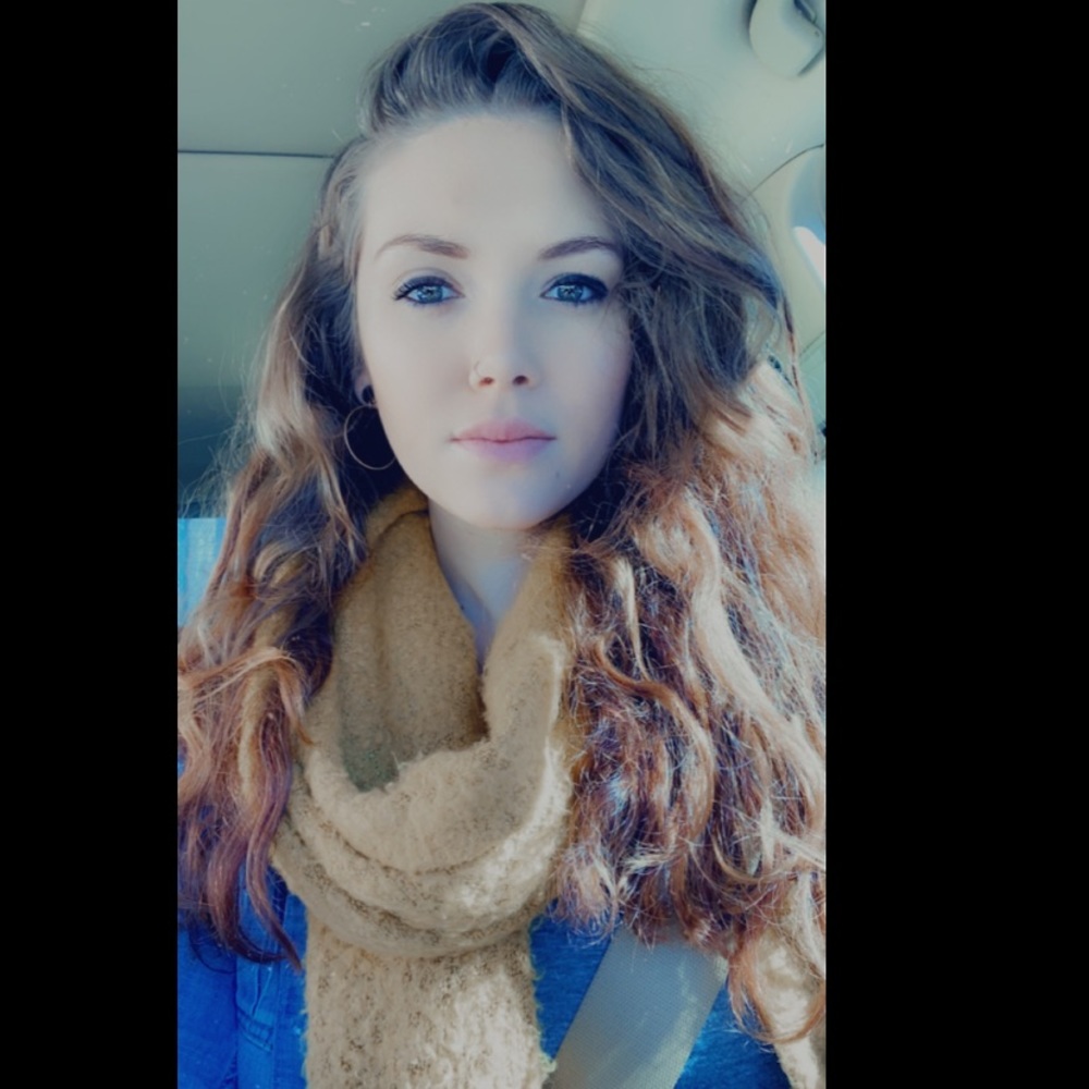 Meet your Posher, Lyndsey